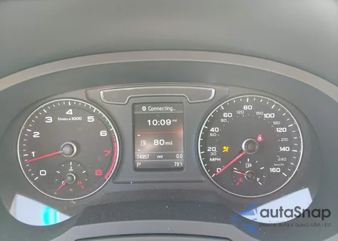 2018 Audi Q3 2.0T Premium/2.0T Sport Premium z USA, uszkodzony, nr VIN WA1JCCFSXJR009074